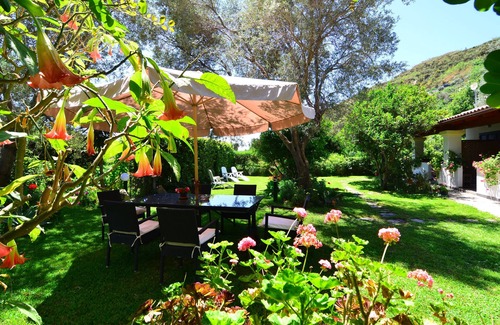 Panza Appartement | Apartment with garden 200meters from the Sea
