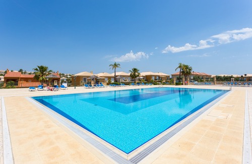 Atalaia Appartement | Appartement avec piscine commune chauffée, vue sur le golf, chaînes Sky Sport et accès au spa
