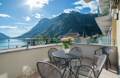 Porlezza Appartement | Appartement avec vue sur le lac et piscine