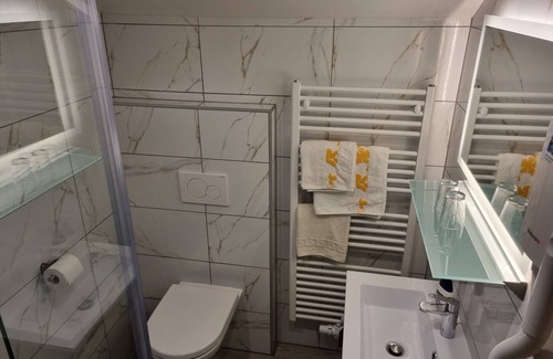 Flattach Appartement | Apartment with mountain views for 4 to 6 people