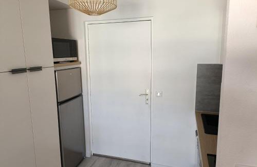 Tamaris Appartement | Apartment with pool near the beach