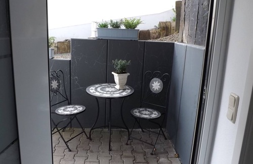 Wilnsdorf Copropriété | Apartment with pool and garden use sep. Entrance.