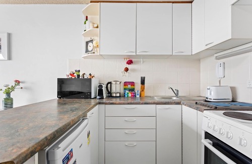 Manly Appartement | Apartment with Pool Access, a minute to the Beach
