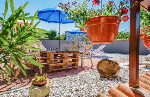 Strpacici Appartement | Apartment with pool Visnjan