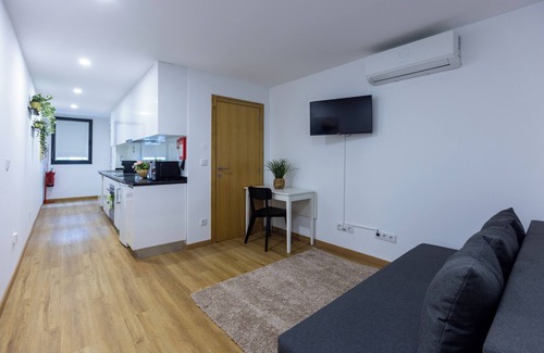 Aveiro Appartement | Apartment with private patio in the center of Aveiro