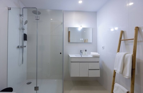 Aveiro Appartement | Apartment with private patio in the center of Aveiro