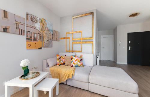 Bronowice Appartement | Apartment with private terrace by NEARTO PL