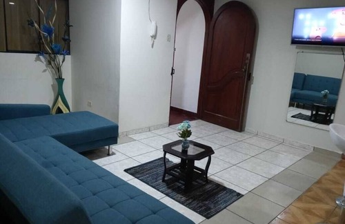 Los Huertos Del Naranjal Appartement | Apartment with Queen bed in Los Olivos - Lima
