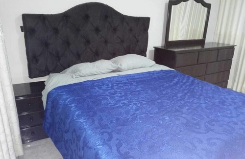 Los Huertos Del Naranjal Appartement | Apartment with Queen bed in Los Olivos - Lima