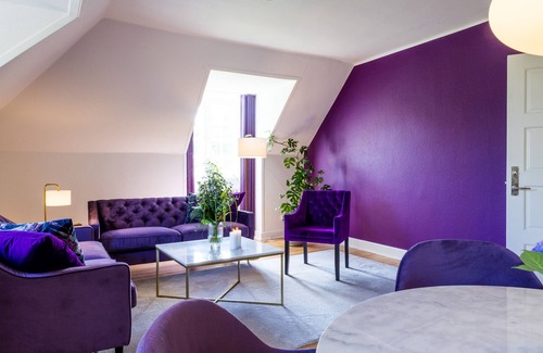 Augustenborg Appartement | Holiday apartment with small balcony, beautiful views to park and castle