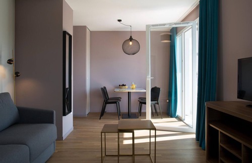 Chatel-Guyon Appartement | Apartment with spa in Châtel-Guyon