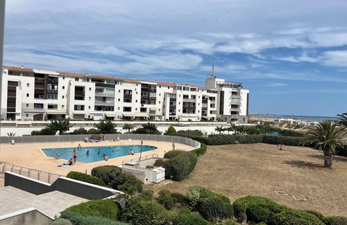 Cap d'Agde Copropriété | APARTMENT WITH STUNNING SEA VIEWS AND SWIMMING POOL