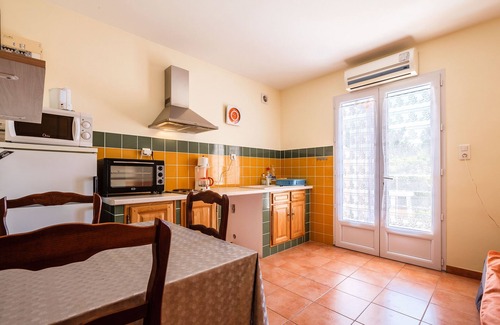 Reillanne Appartement | Appartement avec piscine en Luberon