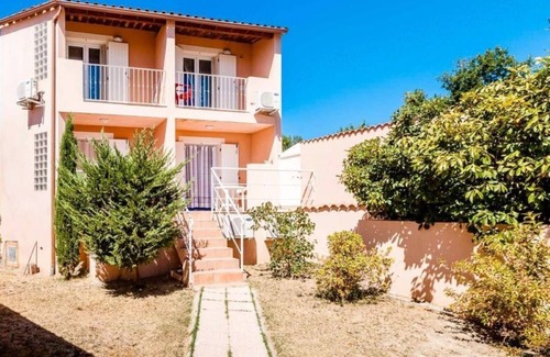 Reillanne Appartement | Appartement avec piscine en Luberon