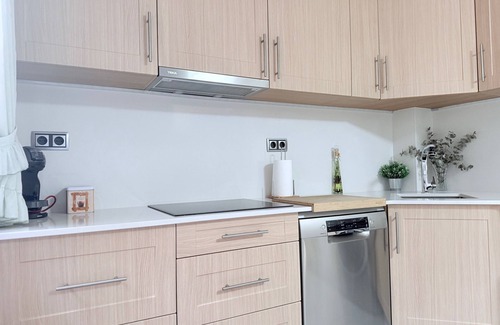Saron Appartement | Apartment with swimming pool 5 min. from Cabárceno