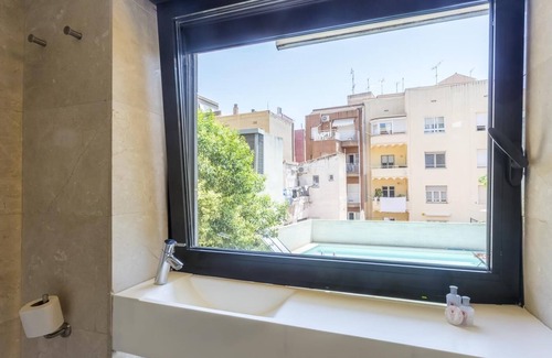 El Putget i Farro Appartement | Appartement avec terrasse et piscine 3 chambres 8 pax Mobile World Crongress
