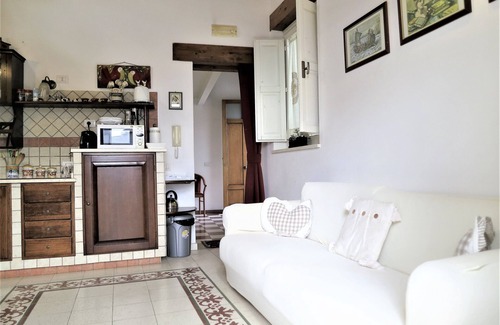 Ortigia Appartement | Appartement avec terrasse sur toits typiques et vue mer. 2 salles de bain