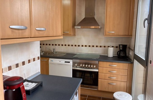 Abena Appartement | Apartment with views of the Pyrenees with free Wifi and Netflix