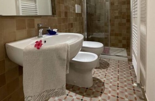 Artallo Appartement | Apartment Zia Fanni in Imperia - 4 persons, 1 bedrooms