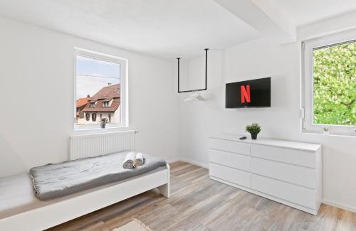 Nuertingen Appartement | Apartmenthaus für Monteure in Nürtingen Zentrum Kitchen,Wifi,Smart TV
