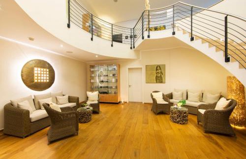 Neuhaus Appartement | Apartmenthaus Haus Sonne I direkt am Strand