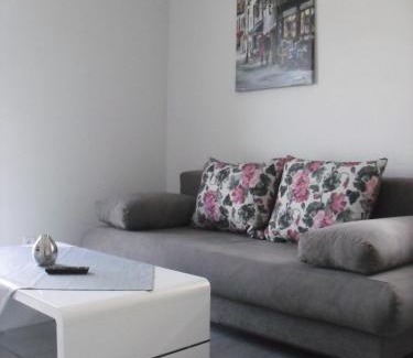 Schoeneberg b. Angermuende Appartement | Apartments "Am Nationalpark"