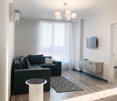 Mukachevo Appartement | Apartments Domovik Трьохкімнатна квартира , Миру 11 с кв 19