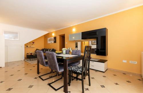 Artatore Appartement | Apartments Emma