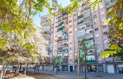 Sant Marti Appartement | Apartments Les Corts for 4