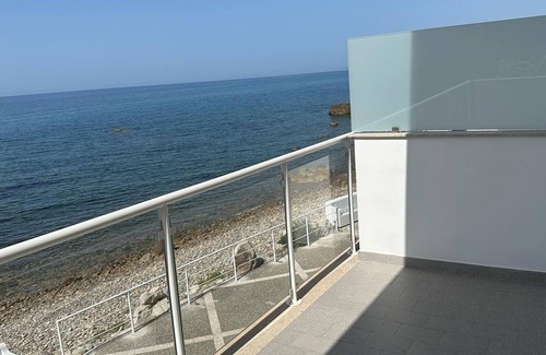 Caronia Appartement | Apartments facing the sea 10 mt