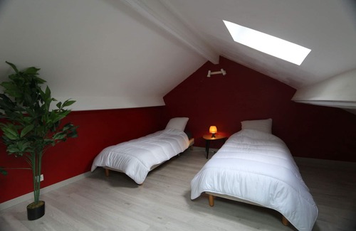Cholet Appartement | Appartements entier 6 personnes climatisation parking privé