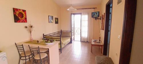 Psakoudia Appartement | Apartments Karpetis a green paradise
