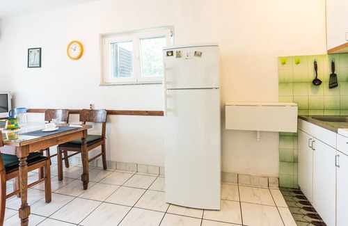 Gornji Karin Appartement | Apartments Kiwi Karin