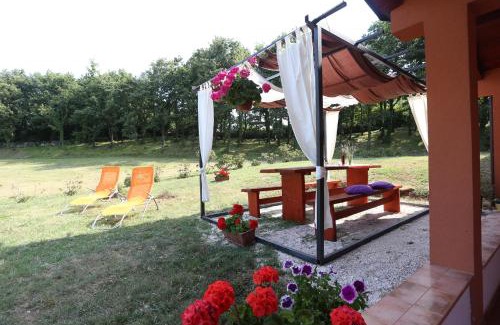 Divsici Appartement | Apartments Matelici