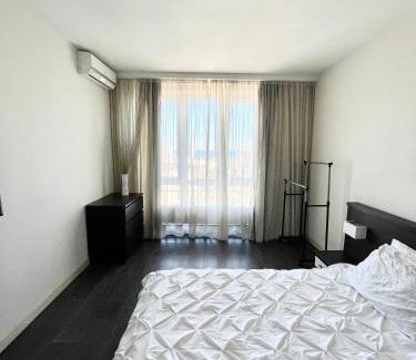Prymors'kyi district Appartement | Apartments of Govorova st.