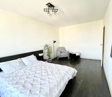 Prymors'kyi district Appartement | Apartments of Govorova st.
