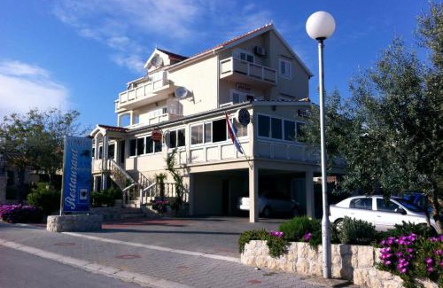Vrsi Appartement | Apartments with parking space Vrsi - Mulo, Zadar - 3276
