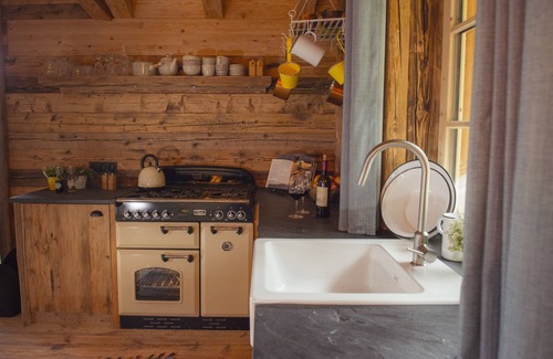 Elbigenalp Appartement | Appartement de montagne de style Aplin Oui avec une vue fantastique sur les montagnes et la vallée du Lech