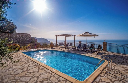 Parga Villa | Apolis Deluxe Villa - Deux Chambres Villa, Couchages 4
