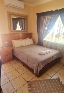 Mahikeng Maison | Apollo Guest House