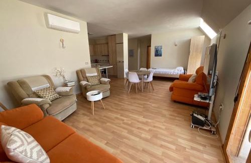 Villacarrillo Maison | Aposentos AOVE On Tour