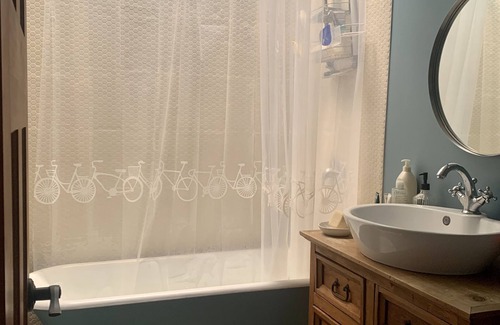 Parc Molson Appartement | App. 2 bedrooms, great location, all you will need