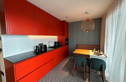 Naz Sciaves Appartement | App. Viola in Neuem Gästehaus Mitten im Grünen mit Aussenpool, Sauna und Fitness