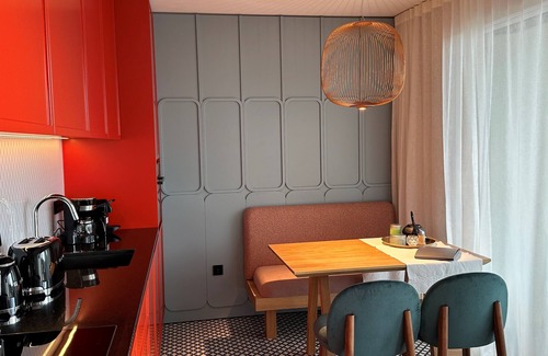 Naz Sciaves Appartement | App. Viola in Neuem Gästehaus Mitten im Grünen mit Aussenpool, Sauna und Fitness