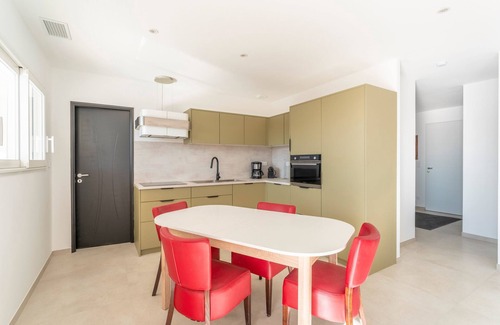 Saint-Genies-de-Malgoires Appartement | Appartement avec Jacuzzi et Sauna
