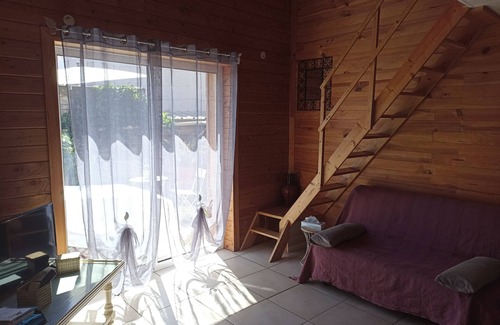 Saint-Genies-de-Malgoires Appartement | Appartement Cosy /maison en Bois / Sud de la France