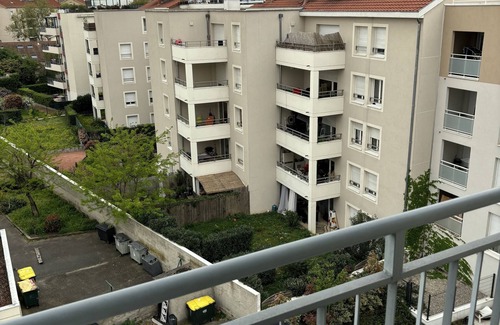 Parilly Appartement | Apparemment des Merveilles