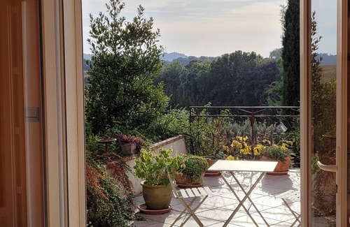 Mondragon Appartement | Apparently T2 in house in the middle of the vineyards