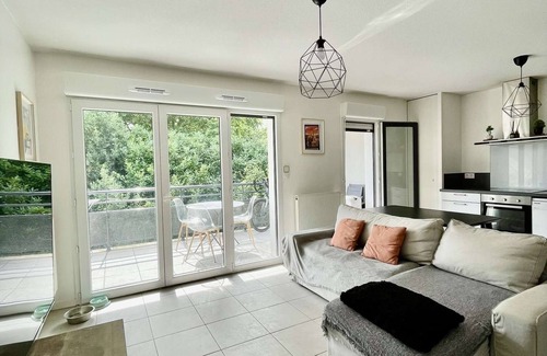 Bayonne Appartement | Apparently T3 + balcony Close to bus line and bike rental