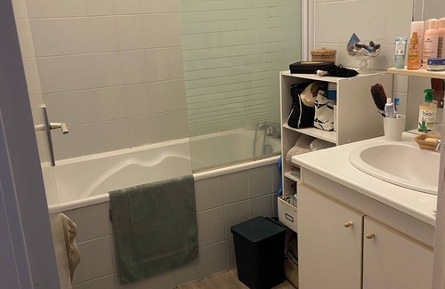 Quimperle Appartement | Apparemment T3 lumineux, traversant, centre ville à pied, parking, plages 15 min